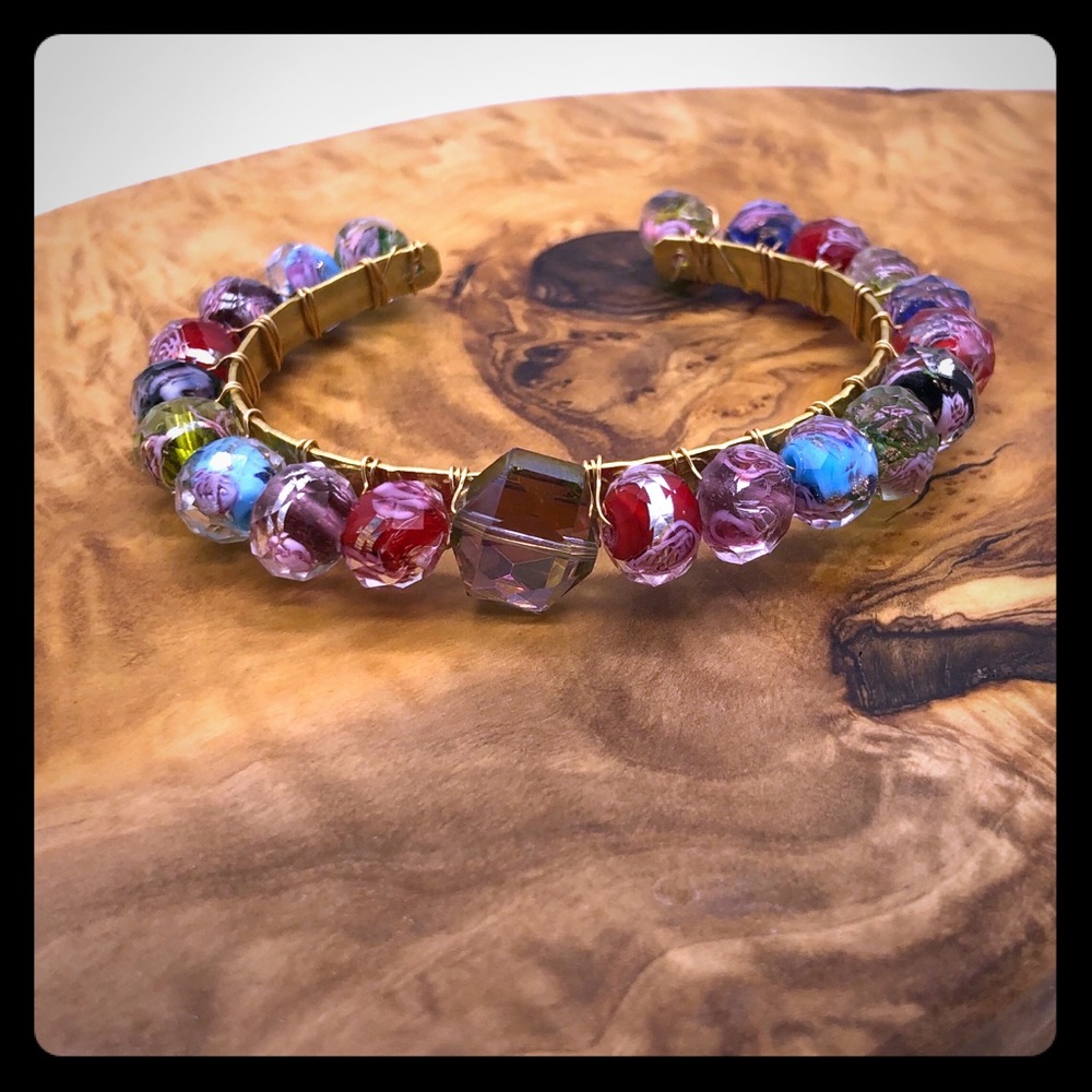 Beaded wire wrapped‎ cuff